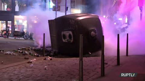 France: Clashes erupt in Lyon after Macron forces through pension changes - 17.03.2023