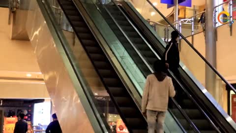 Escalator / Elevator Prank, so Funny!