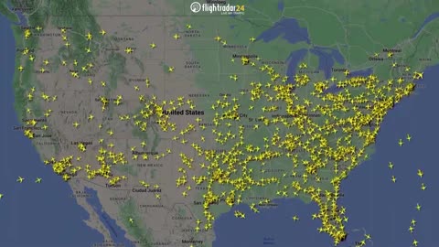 Flightradar shows US airline traffic during tech outage