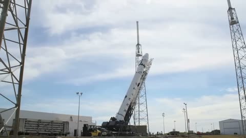 SpaceX - Falcon 9, Flight 1 Vertical