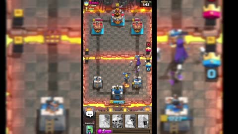 Clash Royale juego de cartas un poco medival