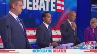 Booker speaking Spanish at Dem debates