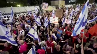 Israelis protest against Netanyahu, call for election