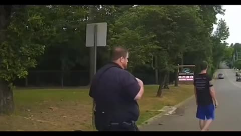 Cop can't control suspect