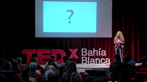 ¿Qué tienen los pobres en la cabeza - Mayra Arena - TEDxBahiaBlanca