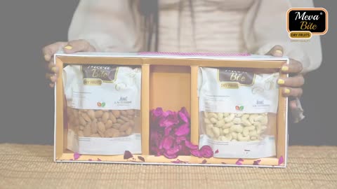 MevaBite Blossoms Dry Fruits Giftbox