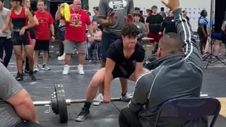 14 year old deadlifts 400 lbs at 165 body weight