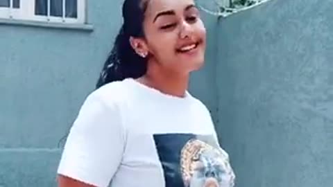 Beautiful Ethiopian Girl Dancing in Lij Mike Music