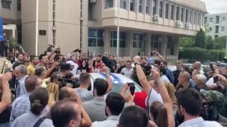 Podgorica, građani ispred Osnovnog suda