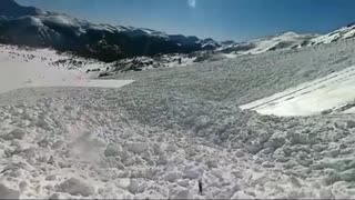 Snowboarder caught in Colorado Avalanche