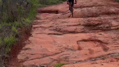 Treinamento de bike em Rock Garden