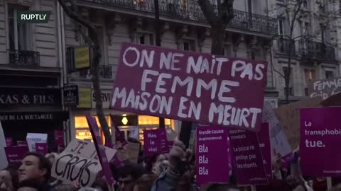LIVE: Paris - French 'Nous Toutes' movement holds march against gender-based violence - 20.11.2021