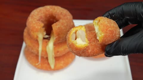 Crispy Crunchy Mozzarella Onion Rings