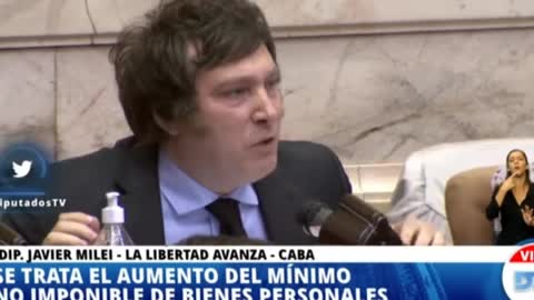 Javier Milei. Bajen el Gasto Público y dejen de Imponer Impuestos...