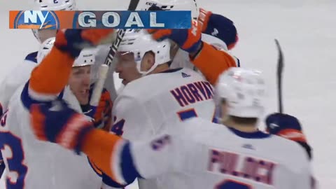 NHL - BO 🔵🟠 The NY Islanders jump out to a 2-0 lead! Stanley Cup