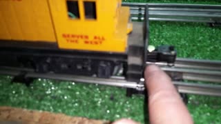 MARX PLASTIC TILT COUPLER / LIONEL ADAPTER / THIS WORKS