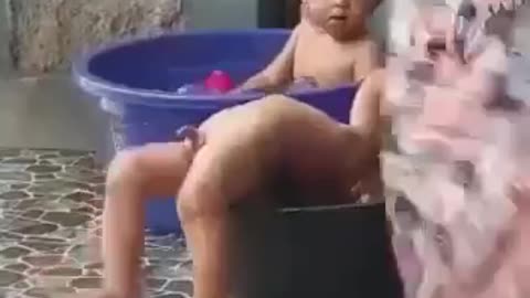 Baby Funny Moments in Bathtab