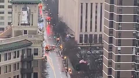 Bomb threat in Atlanta captured from apartment window