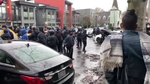 Antifa street restaurant remains open during Cal Anderson Park sweep in Seattle, WA