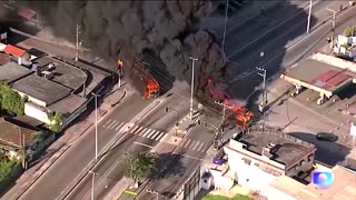 Dozens of buses torched in Rio after crime boss's killing