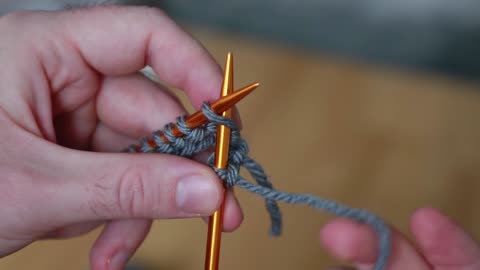 How to Knit: Easy for Beginners