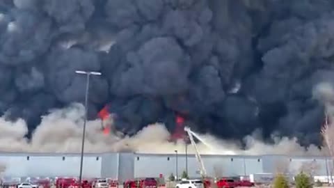 Large fire reported at Walmart Distribution Center near Indianapolis Airport, Indiana