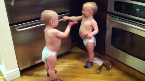 Talking Twins Babies- Funny Sounds- funny Vedio