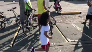 FUNNY RUNNING WITH MY DAUGHTER MITCH- MANILA-PHILIPPINES