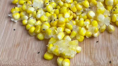 Golden yellow, what a beautiful corn kernel