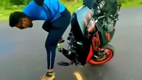 Funny bike accident moments