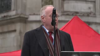 Pulitzer winning journalist Chris Hedges speaks forcefully at London Julian Assange...
