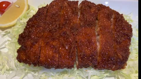 The Best Deep Fried Pork in Karuizawa Nagano Japan - Karuizawa Meijitei 明治亭 軽井沢店