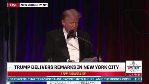 Trump Reads 'The Snake' Poem & The Crowd Goes Wild