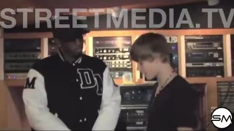 P. diddy Pressures Bieber To "Hang Out"
