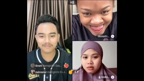 Ronkads,Desi dan Vidhia live tik tok