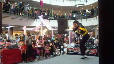 Malaysian impersanator Michael Jackson 2