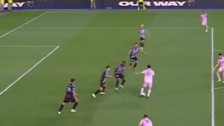 Lionel Messi Incredible Goal