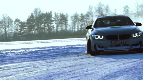 AMAZING BMW M4 DRIFTING ON ICE