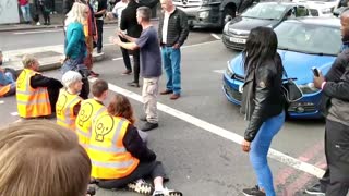 Enraged Motorist Clashes With Climate Crazies Blocking Traffic in London