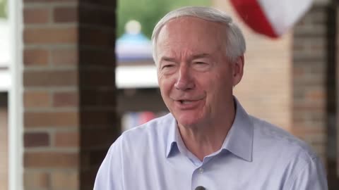 Asa Hutchinson warns of _dangerous_ Donald Trump