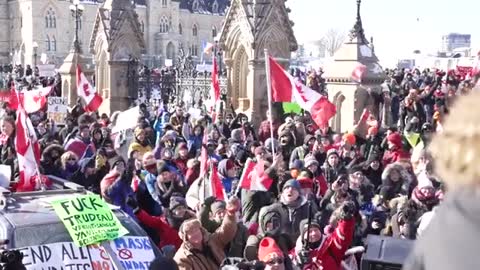 OTTOWA!! TRUCKERS FREEDOM CONVOY ENJOY WATCHING THOUSANDS OF PEOPLE,