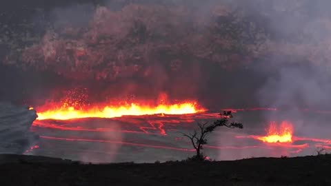 Hawaii Eruption Lava Lake Before it Swallow Everthing