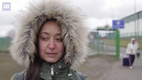 Ukrainians react_ Heartbreaking footage of refugees in Poland