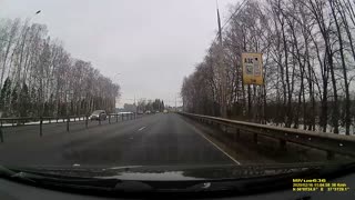 Dashcam Catching Car Accident Due to Brake Failure