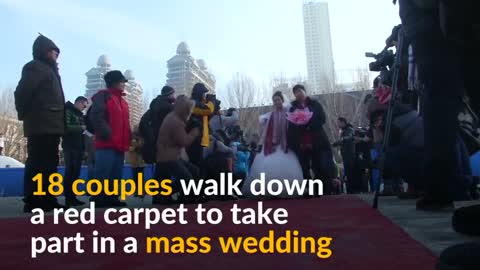 Mass nuptials in sub-zero temperatures in China
