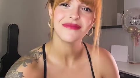 Olha o que essa atriz que vive com o dinheiro da lei Rouane falou...um turbilhão de besteira.