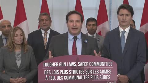 Canada: PM Trudeau on national handgun freeze, RCMP probe in Nova Scotia shooting – October 21, 2022