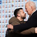 BidenLovesZelensky