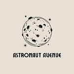 Exploring Planets and Solar Systems with Astronaut Avenue