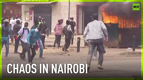 Tear gas & burning barricades | Anti-government rally in Kenyan capital